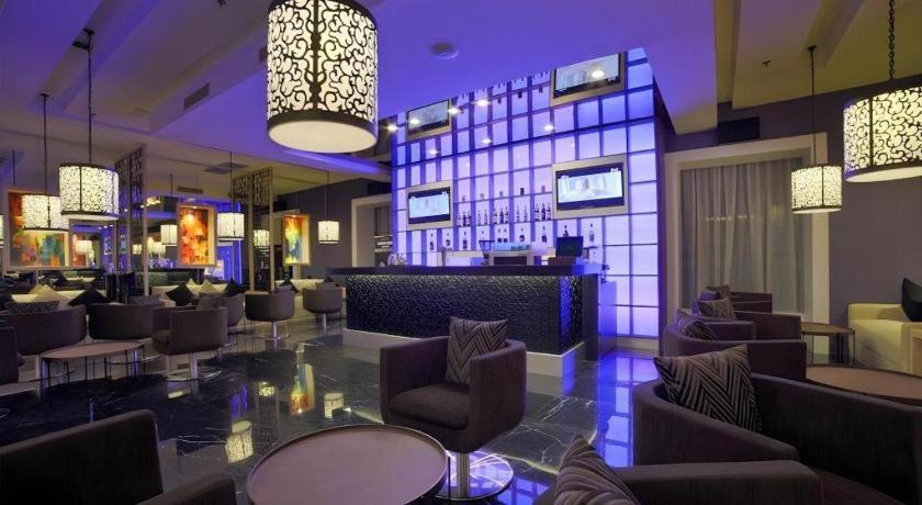 Brits Hotel Karawang Exterior foto